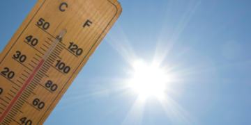 El sur de California enfrenta una ola de calor prolongada con temperaturas superiores a los 100 grados