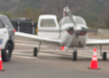 Avioneta aterriza en la carretera SR-76 con ocupantes sospechosos de transportar drogas