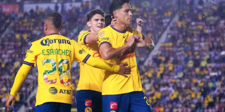 América vence a Chivas en el Clásico Nacional