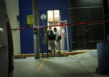 Ataque armado en farmacia deja 3 muertos y 3 heridos en Villa del Campo
