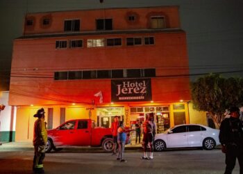 Haitiano cae desde tercer piso de hotel en Zona Norte
