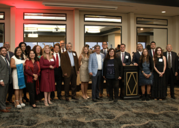 Celebran a fundadores y líderes de San Diego La Raza Lawyers Association
