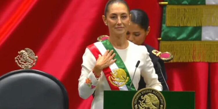 Claudia Sheinbaum toma protesta como la primera Presidenta de México