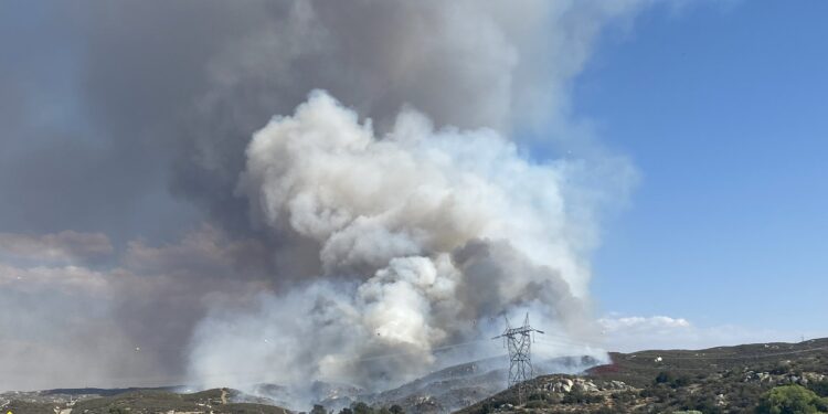 El incendio ”Posta 3” en Campo sigue provocando evacuaciones en el área