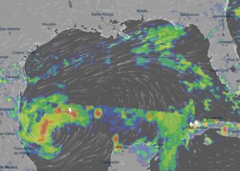 Depresión tropical 14 podría convertirse en huracán y dirigirse a Florida