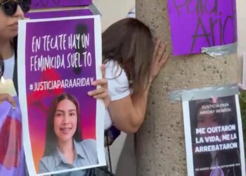 Piden justicia por la joven tecatense asesinada mientras dormía