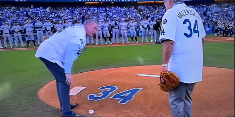 Realizan emotivo homenaje a Fernando Valenzuela en Dodgers Stadium