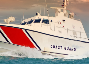 La Guardia Costera intercepta a 37 inmigrantes a bordo de un barco frente a Point Loma