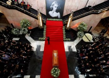 Realizan homenaje póstumo a Silvia Pinal en Bellas Artes