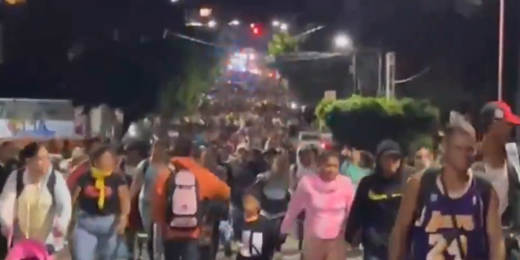 Nueva caravana migrante se dirige a la frontera con EU, antes de que Trump asuma el cargo