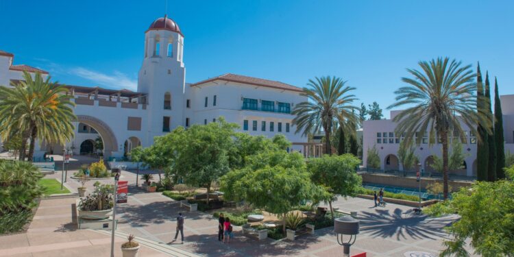 Acusan a miembros de fraternidad de SDSU tras incidente de quemaduras