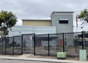 Madre denuncia bullying contra su hijo y exige acción de las autoridades escolares