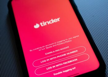 Detienen en México a mujer acusada de fraude y homicidio en citas online