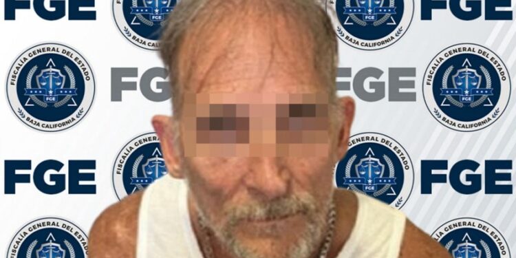 Conductor de una Cybertruck quedó detenido tras provocar múltiples choques en Tijuana