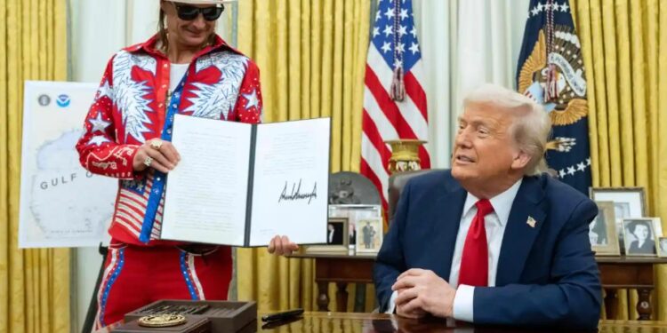 Trump firma orden ejecutiva contra altos precios en boletos de conciertos