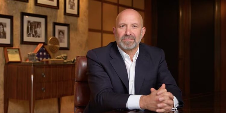 Estados Unidos confirma aranceles a México y Canadá