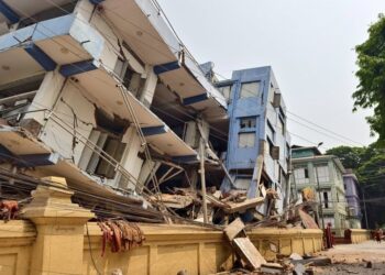 Fuerte sismo de 7.7 sacude Birmania y Tailandia