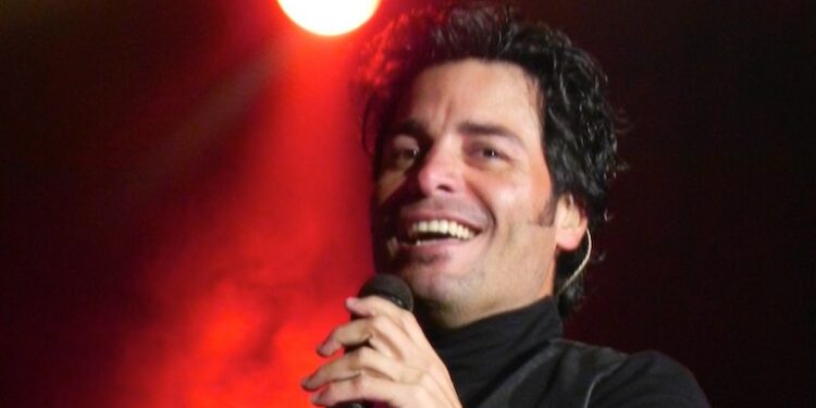 PETA pide a Chayanne cambiar el título de “Torero” por “Bombero” 