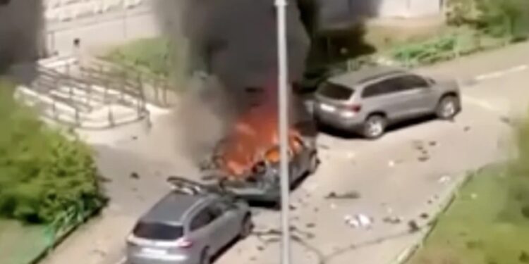 Muere general ruso Yaroslav Moskalik en atentado con coche bomba cerca de Moscú