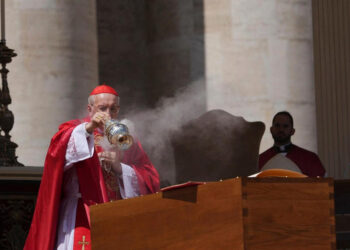 Papa Francisco es sepultado en Roma tras emotiva despedida en San Pedro