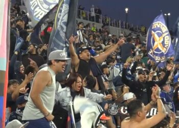 Riptides impulsa con cánticos de apoyo cada partido de SDFC
