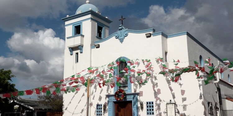 Iglesia de San Diego se une a demanda colectiva contra deportaciones en templos religiosos