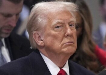 Tribunal federal prohíbe a Trump imponer aranceles mediante poderes de emergencia