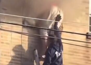 FDNY investiga colapso mortal de escalera durante rescate en incendio en Brooklyn