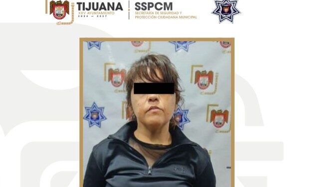 Mujer es detenida por intento de robo a taxista en Tijuana