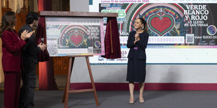 Sheinbaum dedica sorteo de Lotería Nacional a migrantes en Estados Unidos