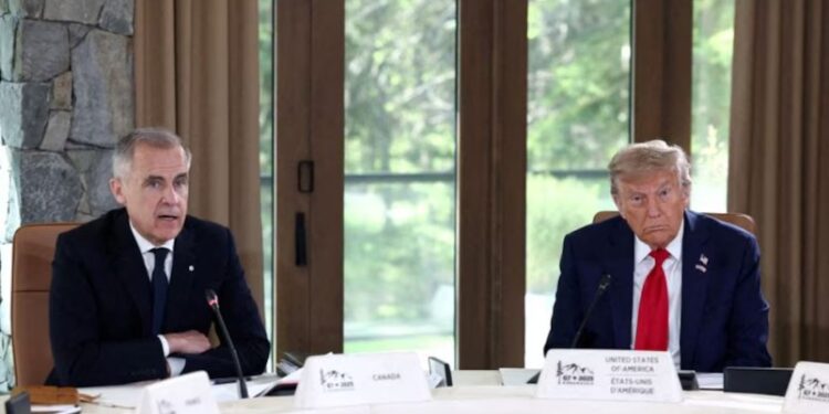 Trump amenaza con arancel del 35 % a importaciones desde Canadá