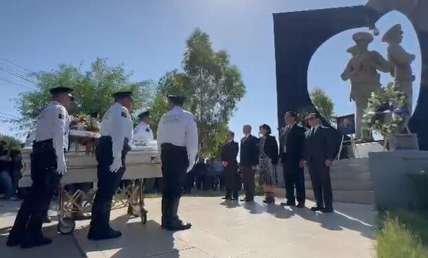 Despiden con honores al Subcomandante Roberto Méndez en Mexicali