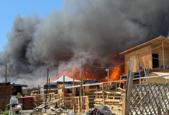 Dos incendios consumieron 29 viviendas en Tijuana