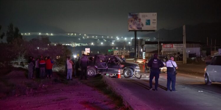 Accidente en Bulevar 2000 de Tijuana dejó dos muertos y dos heridos