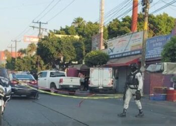 Asesinan a hombre en la 5 y 10 de Tijuana