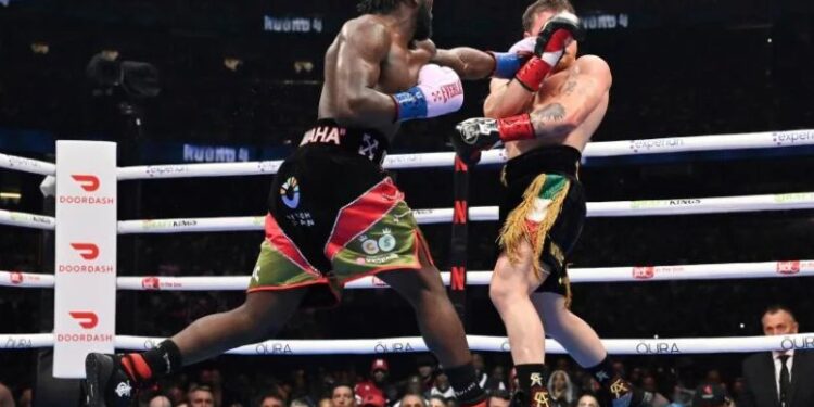 Amarga noche para el “Canelo” Álvarez en Las Vegas