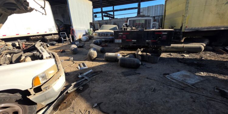 Explosión en taller de conversiones de gas dejó un muerto en Tijuana