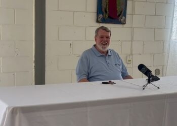 Hasta luego… El Padre Patricio Murphy se despide de la Casa del Migrante