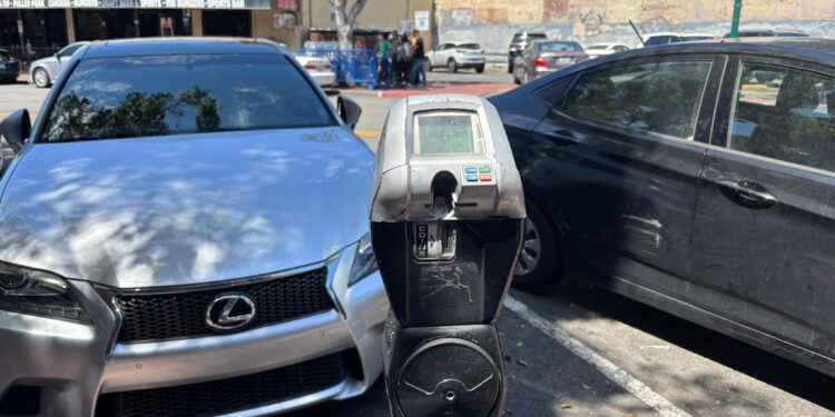 Aumentan tarifas de estacionamiento en el Centro de San Diego