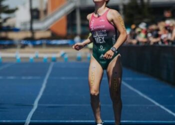 Kenia Villalobos gana bronce para México en la Serie Mundial de Paratriatlón