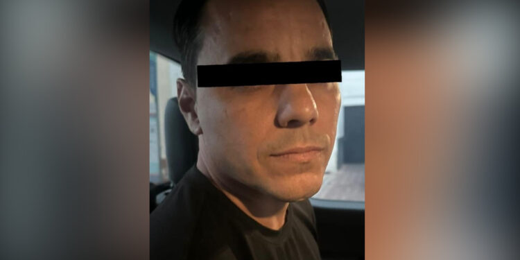 Detienen a Omar Bravo por presunto abuso infantil agravado