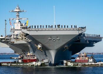 Estados Unidos envió portaaviones al Caribe en medio de creciente tensión