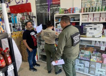 Clausuraron 13 tiendas Waldo’s en Tijuana