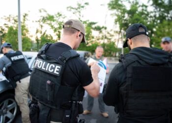 Reportan tiroteo y disturbios durante operativo migratorio en Chicago