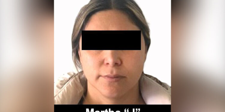 México extradita a mujer acusada de fraude millonario en Estados Unidos