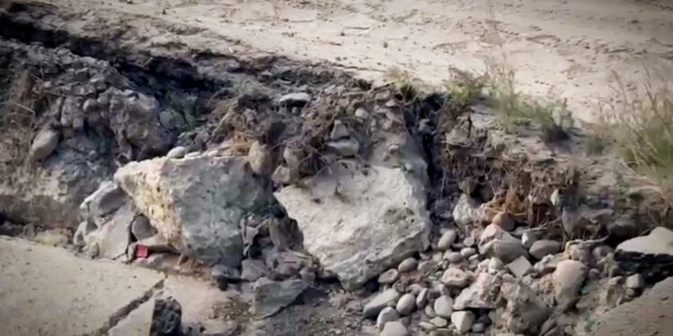 Deslizamiento en colonia Sánchez Taboada avanza 10 cm y obliga a evacuar 23 casas