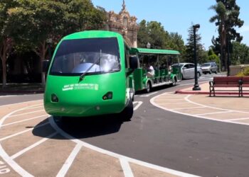 Se amplía el servicio gratuito del transporte en el Parque Balboa