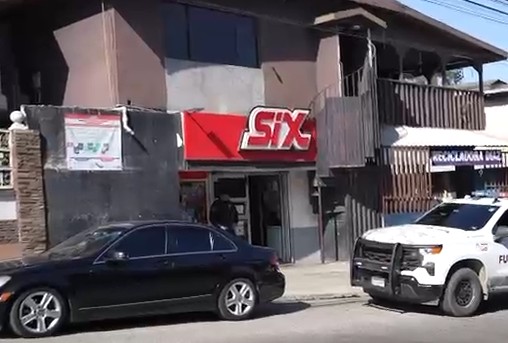 Menor baleado llegó a pedir ayuda a una tienda en Tijuana