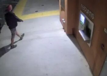 Autoridades buscan a sospechoso de robos en bibliotecas del condado