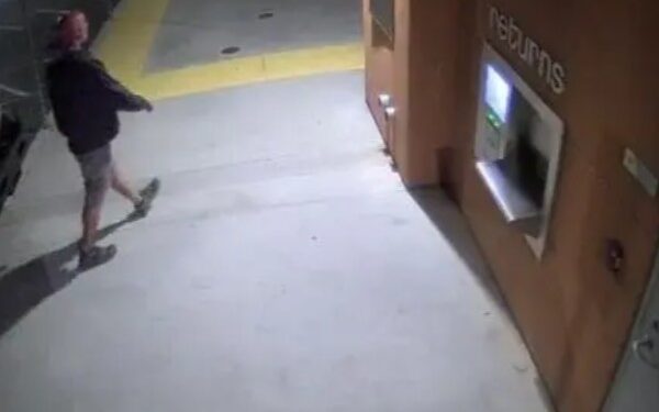 Autoridades buscan a sospechoso de robos en bibliotecas del condado